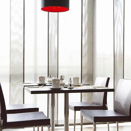 Intercityhotel Маннгейм Ресторан фото