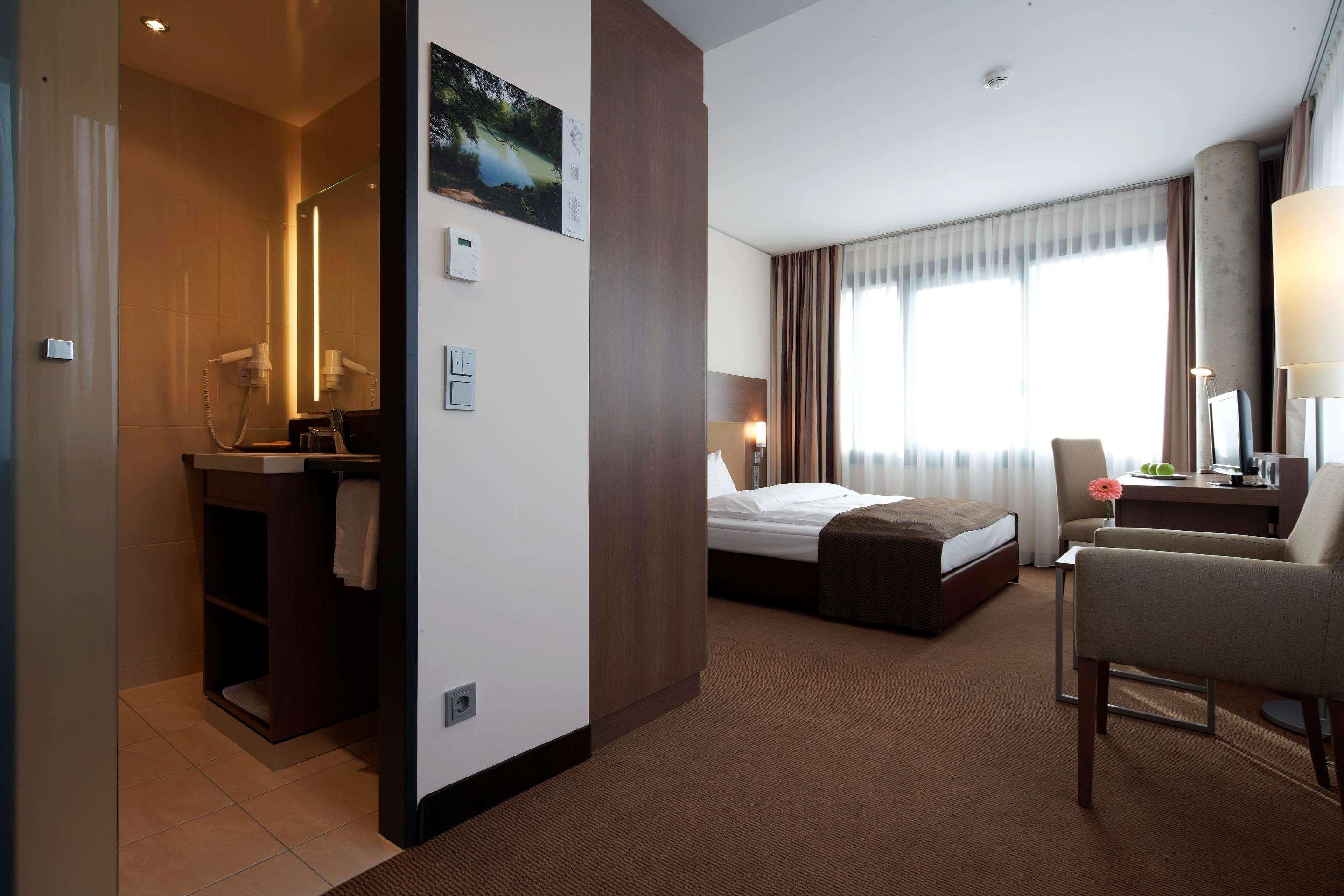 Intercityhotel Маннгейм Екстер'єр фото