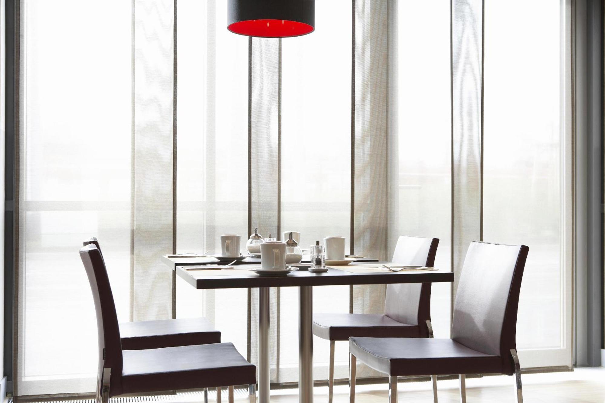 Intercityhotel Маннгейм Ресторан фото