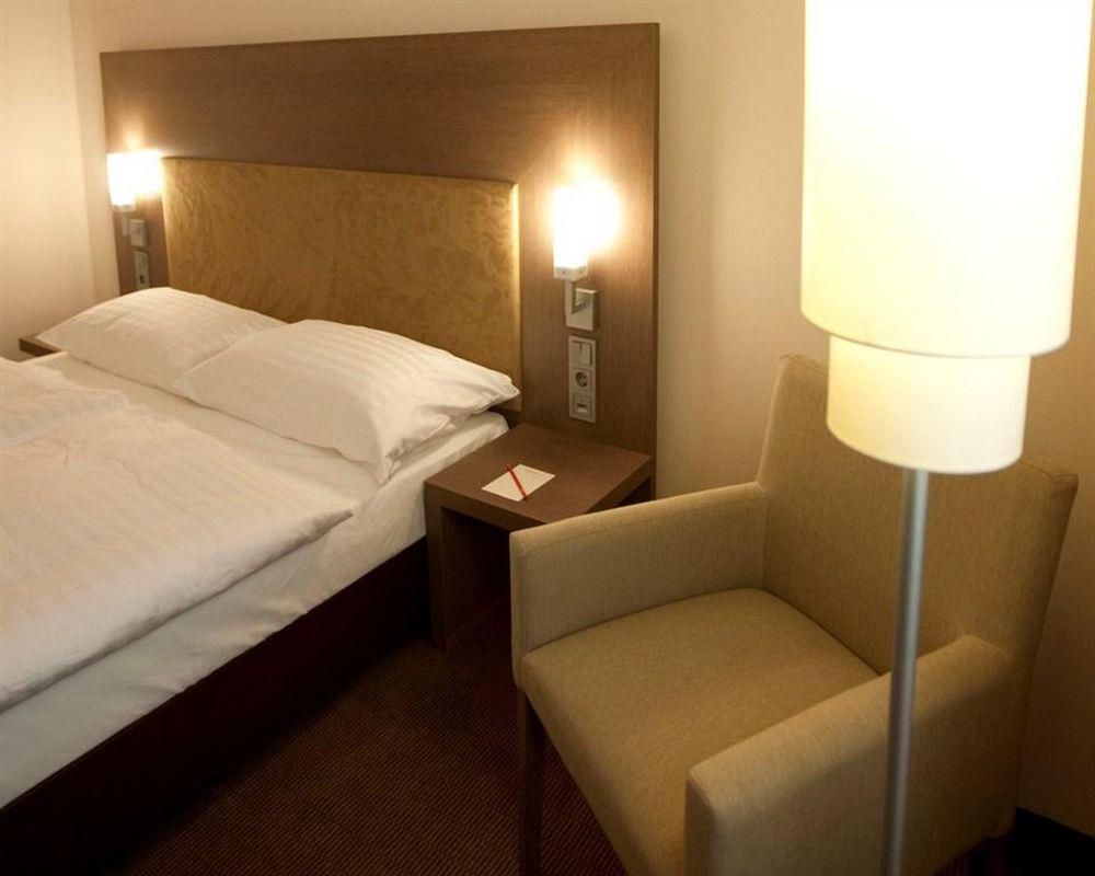 Intercityhotel Маннгейм Екстер'єр фото